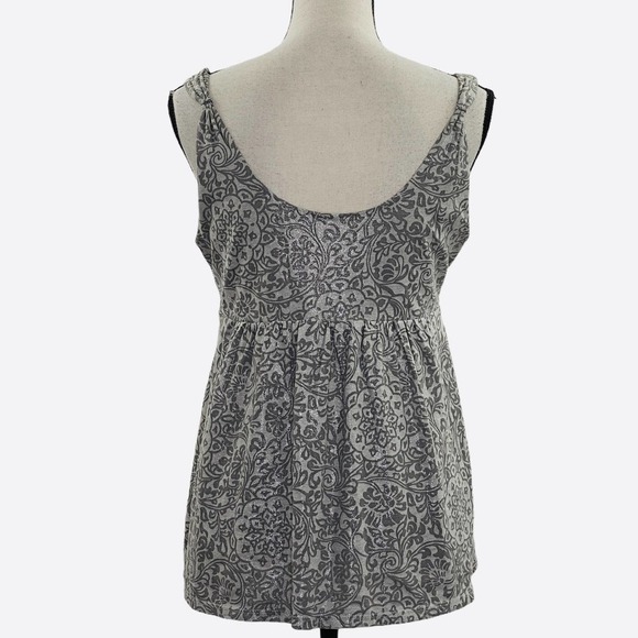 NEW York & Company Gray Floral Blouse Size Medium - Picture 4 of 9